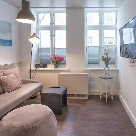 Apartmenthaus Theodor Storm Daemmerstunde Husum  Ngoại thất bức ảnh