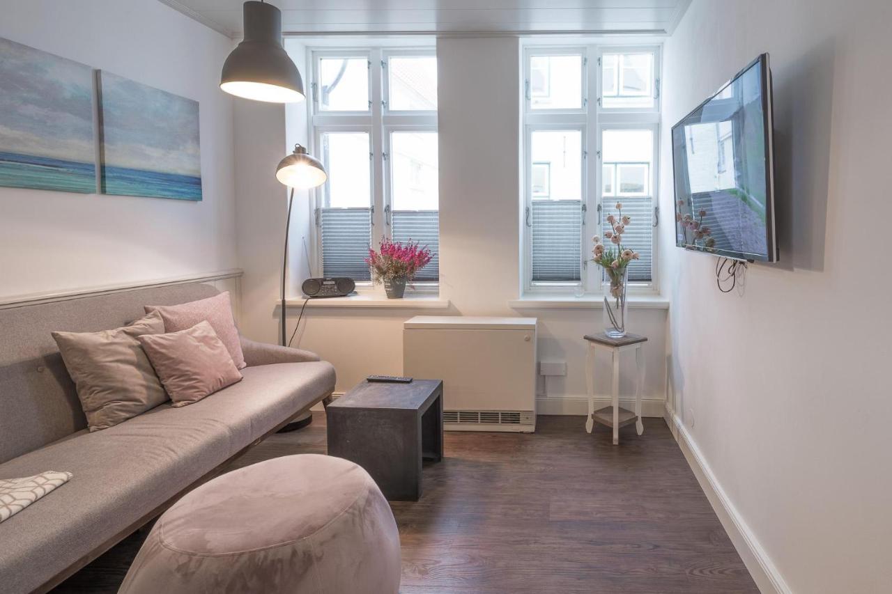 Apartmenthaus Theodor Storm Daemmerstunde Husum  Ngoại thất bức ảnh